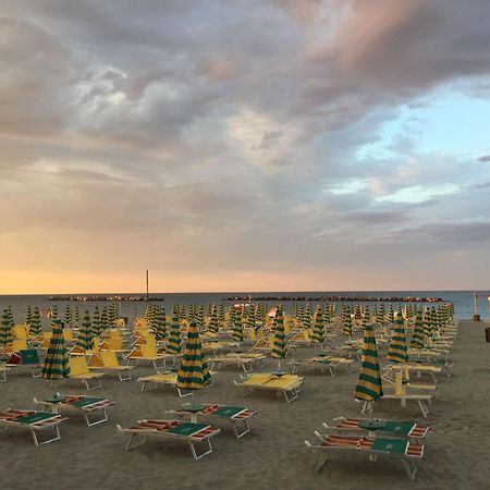 Hotel Viking Rimini Luaran gambar